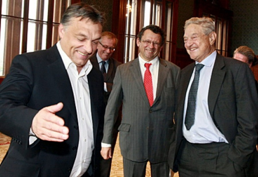 VÁRATLAN FORDULAT: a Fidesz keményen kiállt Soros György mellett!