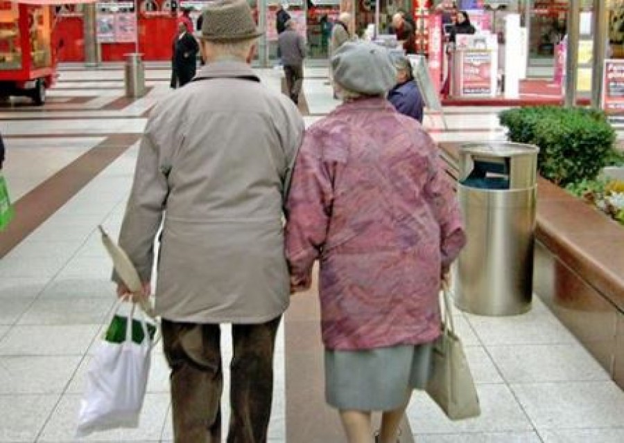 Így terelték el a nyugdíjasok figyelmét a megszorításról